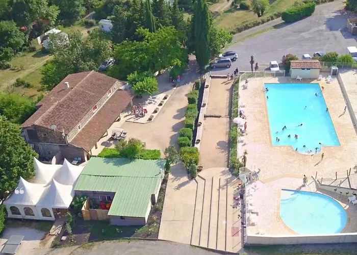Les Meilleurs Hôtels à Lussas pour un séjour parfait dans le sud de la France