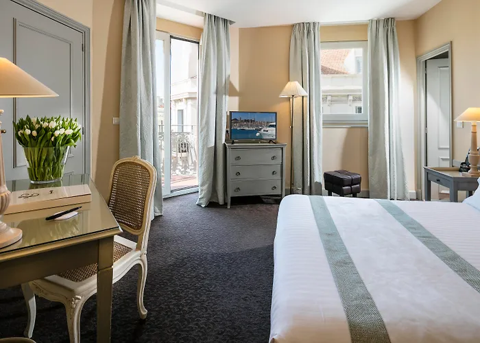 Hôtels à Cannes: Luxe, charme et confort sur la Côte